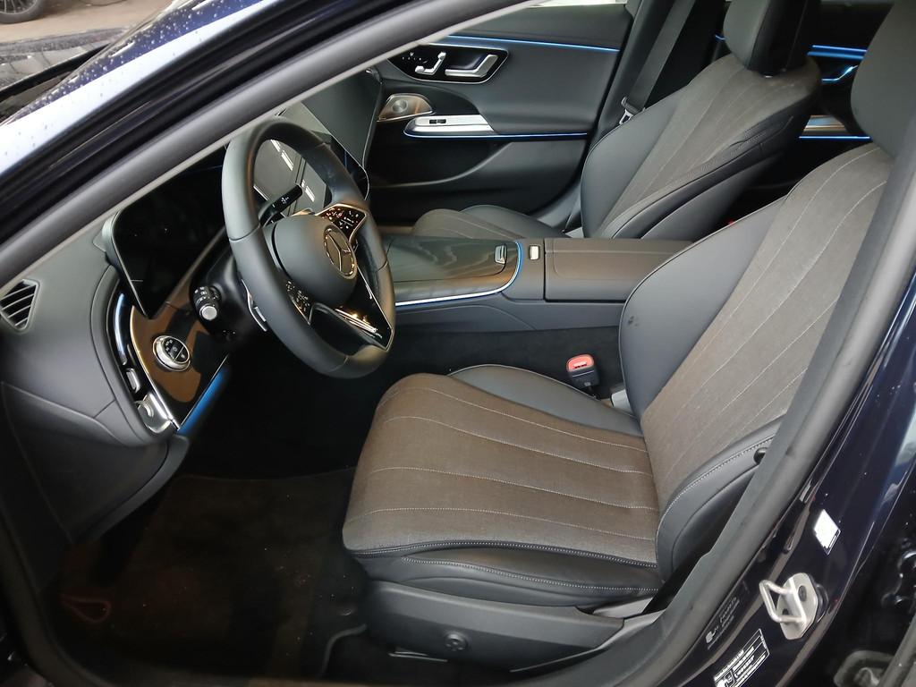 Mercedes-Benz E-Klasse 300 DE Break Luxury Line | Trekhaak |, Auto's, Automaat, 245 pk, Gebruikt, 4 cilinders