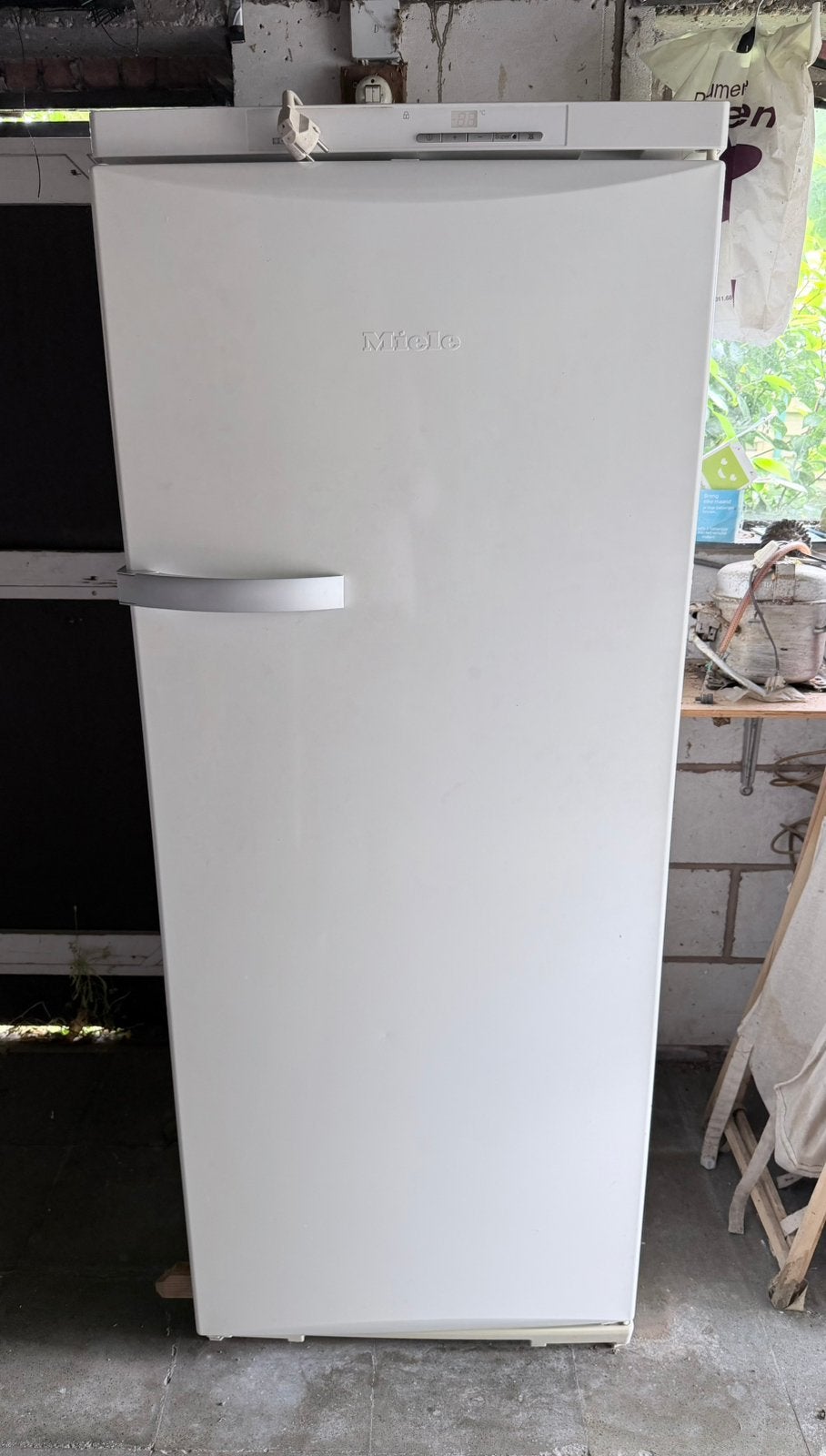 Miele laden diepvriezer (165cm hoog ), Elektronische apparatuur, Koelkasten en IJskasten, Ophalen, Gebruikt