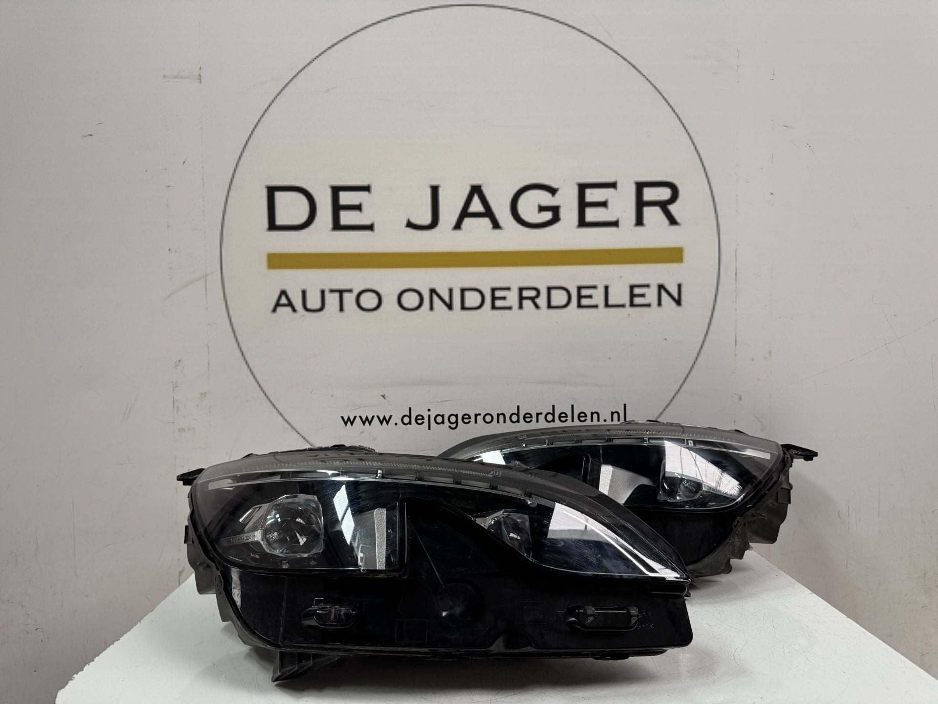 Kit de phares LED complets pour Peugeot 3008 et 5008 GT (r f, Taurusavenue 1
2132 LS  Hoofddorp, NL, Contact.group@renault.com