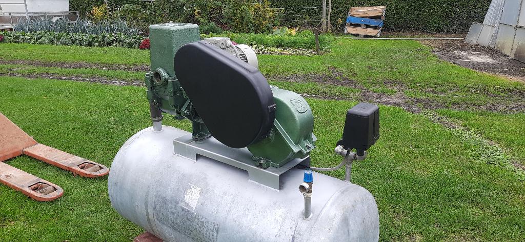 Waterpomp, Tuin en Terras, Waterpompen, Ophalen, Zo goed als nieuw, Elektrisch, Hydrofoorpomp