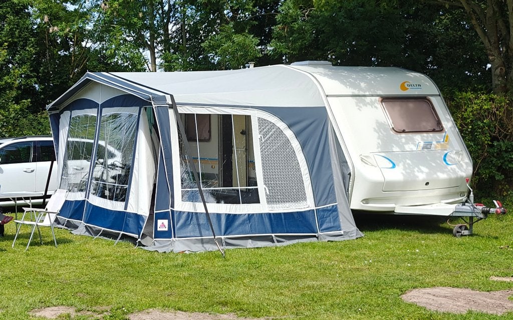 CARAVAN Delta Euroliner 4700FB * 2007 * MOVER * VOORTENT, Rondzit, Frans bed, 750 - 1000 kg, Particulier