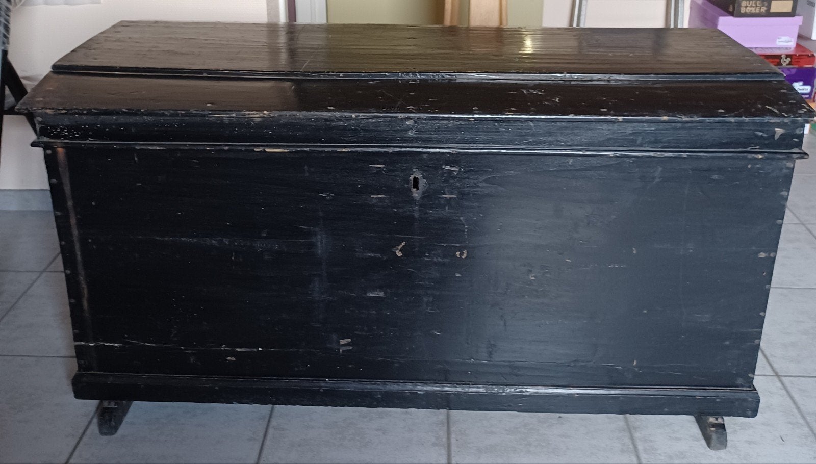 zwarte houten koffer., Huis en Inrichting, Ophalen, Gebruikt, Overige houtsoorten