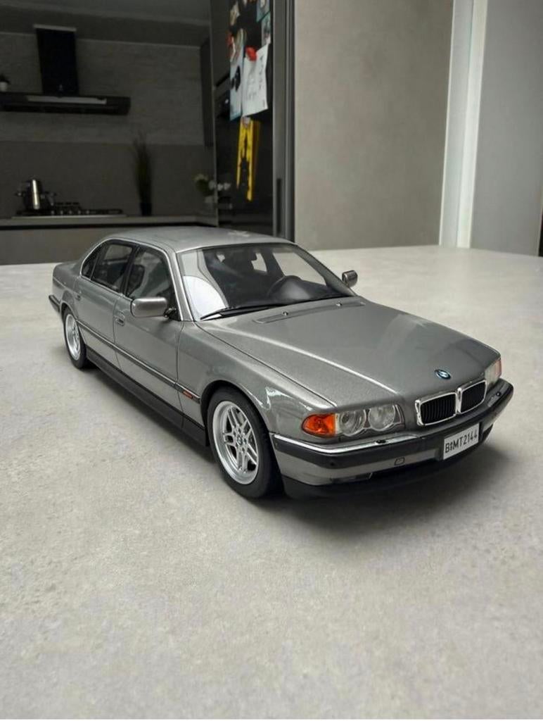 Ottomobile BMW E38 750il 1:18, Hobby en Vrije tijd, Ophalen, Nieuw, Auto, OttOMobile