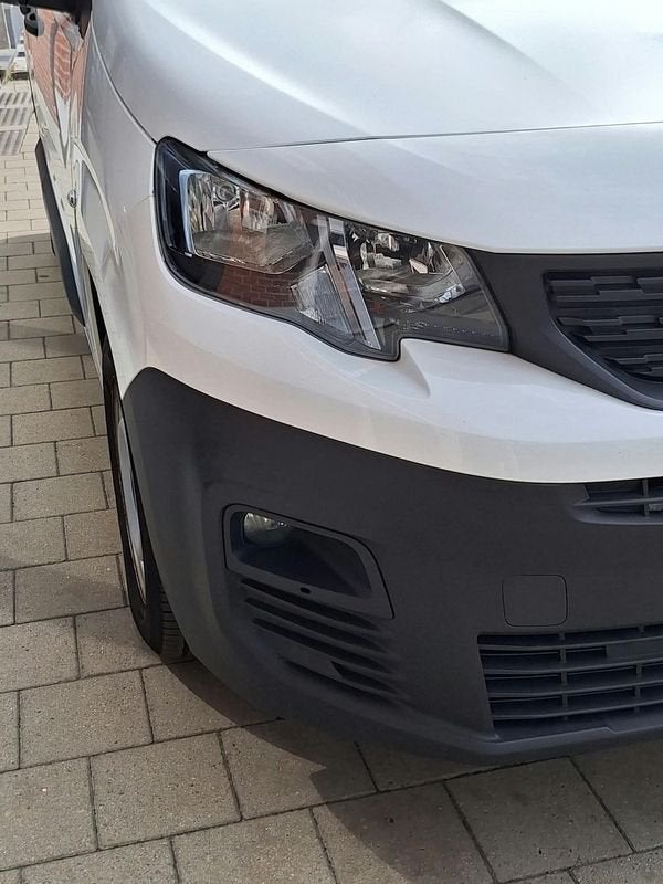 Peugeot Partner, Autos, 75 kW, Achat, Euro 6, 3 places
