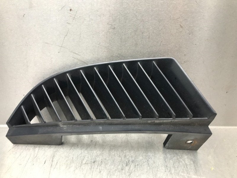 CALANDRE Mitsubishi Colt CZC (01-2006/07-2009), Utilisé, Mitsubishi