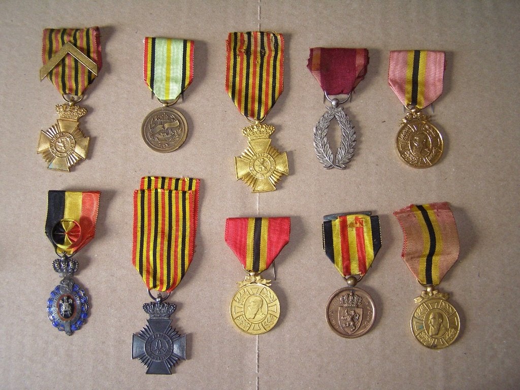 Medailleset (A), Verzamelen, Ophalen of Verzenden, Landmacht, Lintje, Medaille of Wings