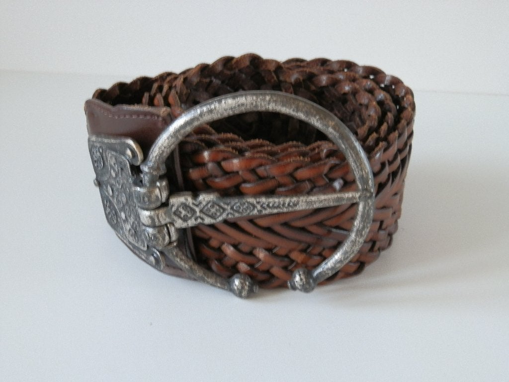 Leon riem. Leer., Kleding | Dames, Riemen en Ceinturen, Echt leder, Ophalen of Verzenden, Zo goed als nieuw, Bruin