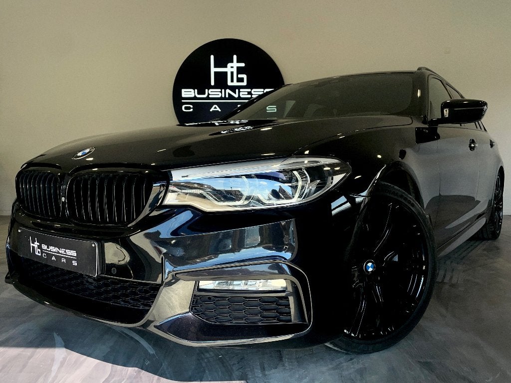 BMW 520 dA/ TOURING/ PACK M/ SHADOW LINE/ VIRTUAL COCKPIT, Automaat, Achterwielaandrijving, 1995 cc, 4 cilinders