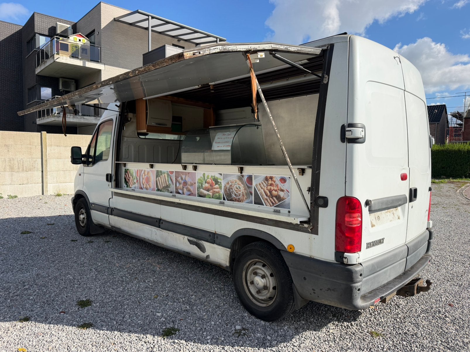 Renault Master 2.8 dti T35/FOOD-vrachtwagen/1998/139m km/, Voorwielaandrijving, 4 deurs, Wit, Grijs