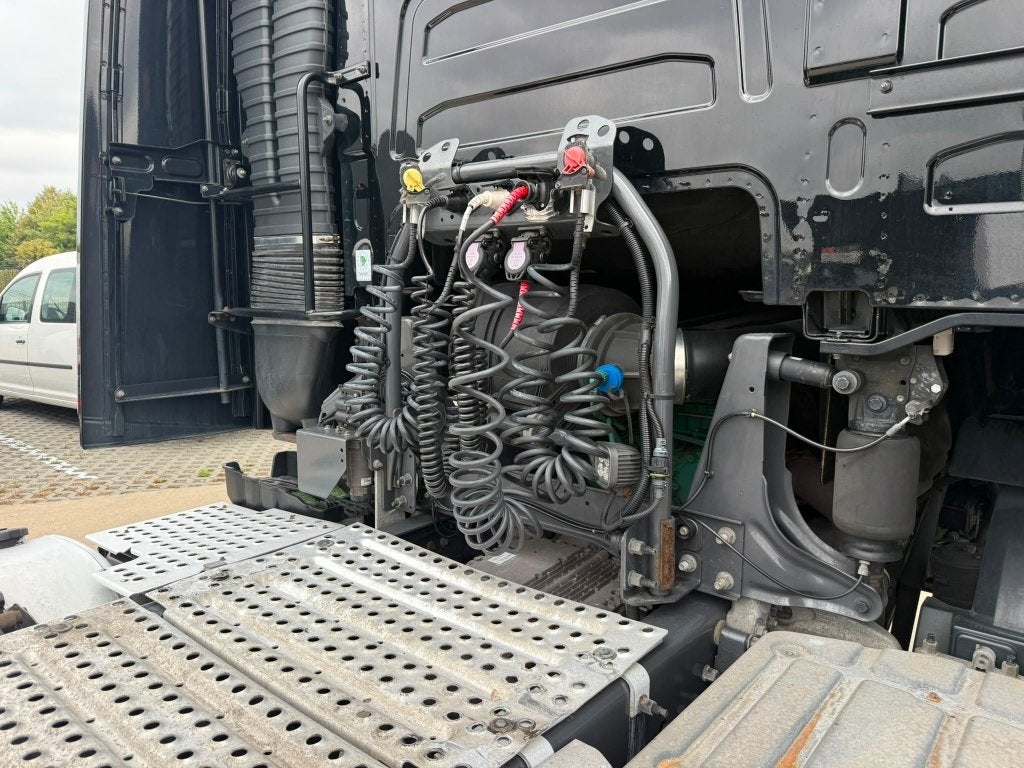 Volvo FH 500 (stock id 04058) — 17