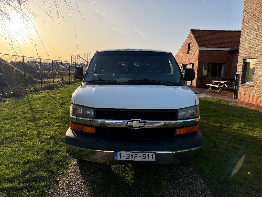 Chevrolet express, Automaat, Achterwielaandrijving, Wit, Leder