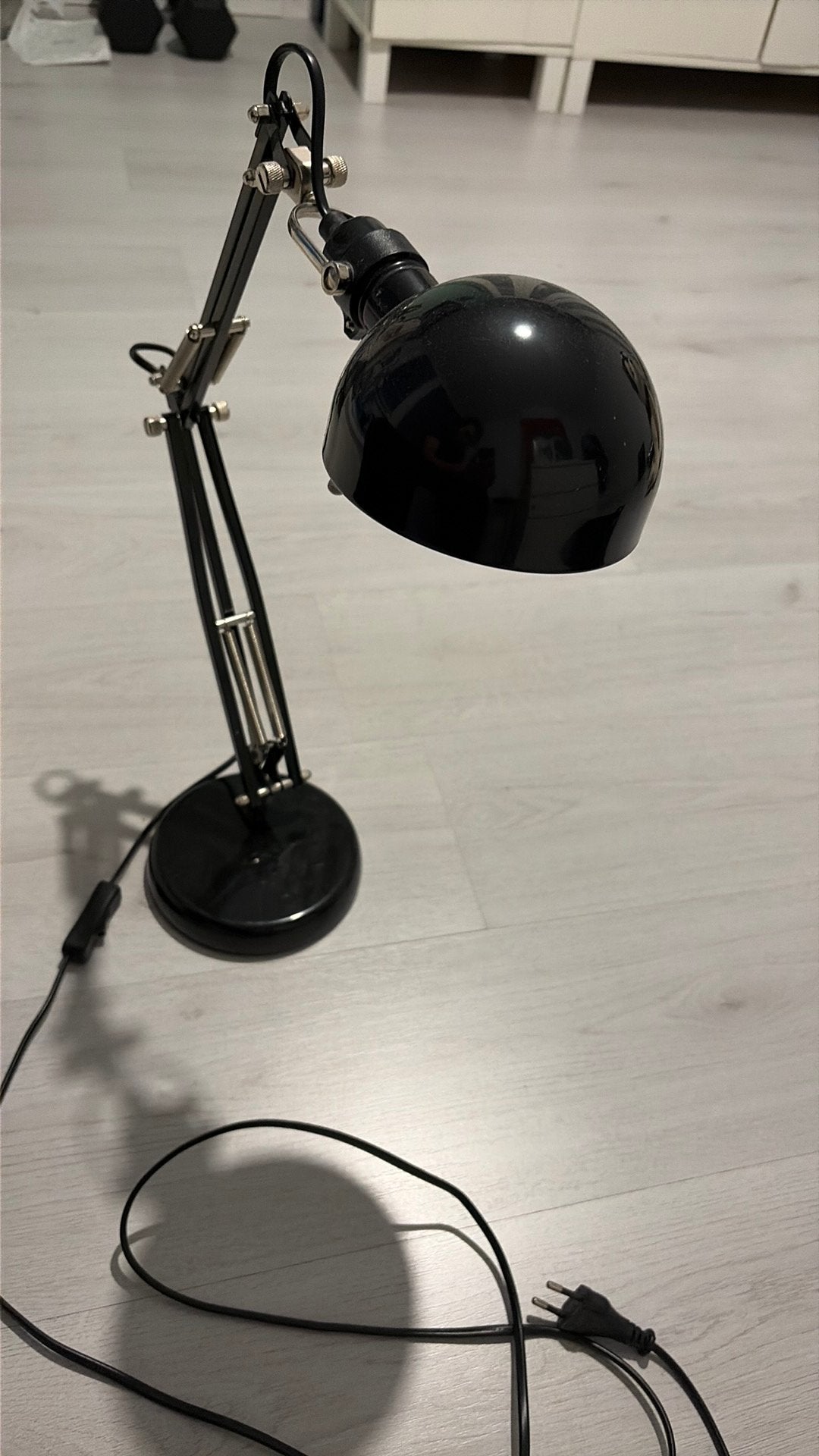 IKEA bureaulamp zwart verstelbaar, Ophalen, Zo goed als nieuw