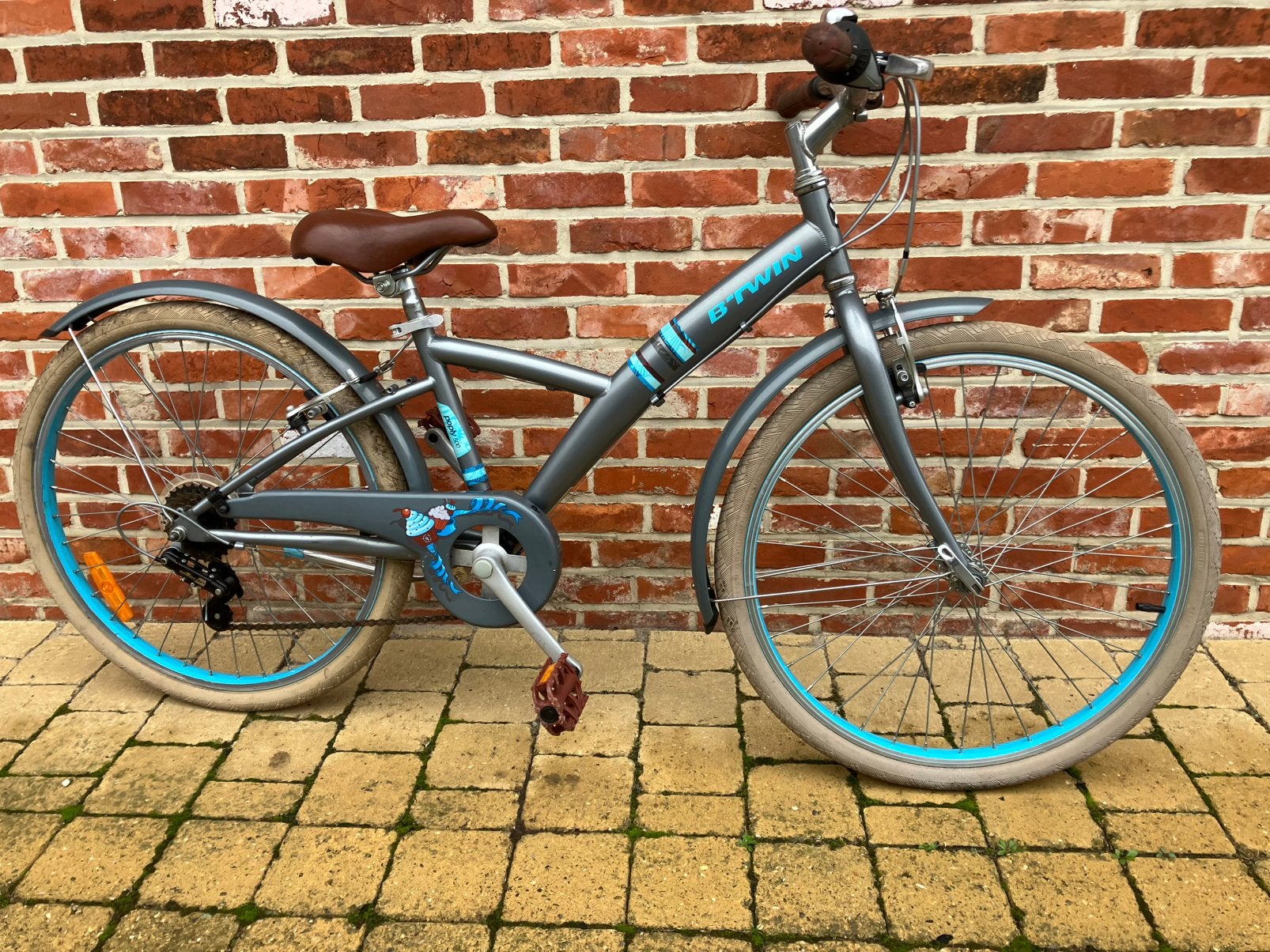 Kinderfiets 24” b twin, Ophalen, Zo goed als nieuw, Versnellingen