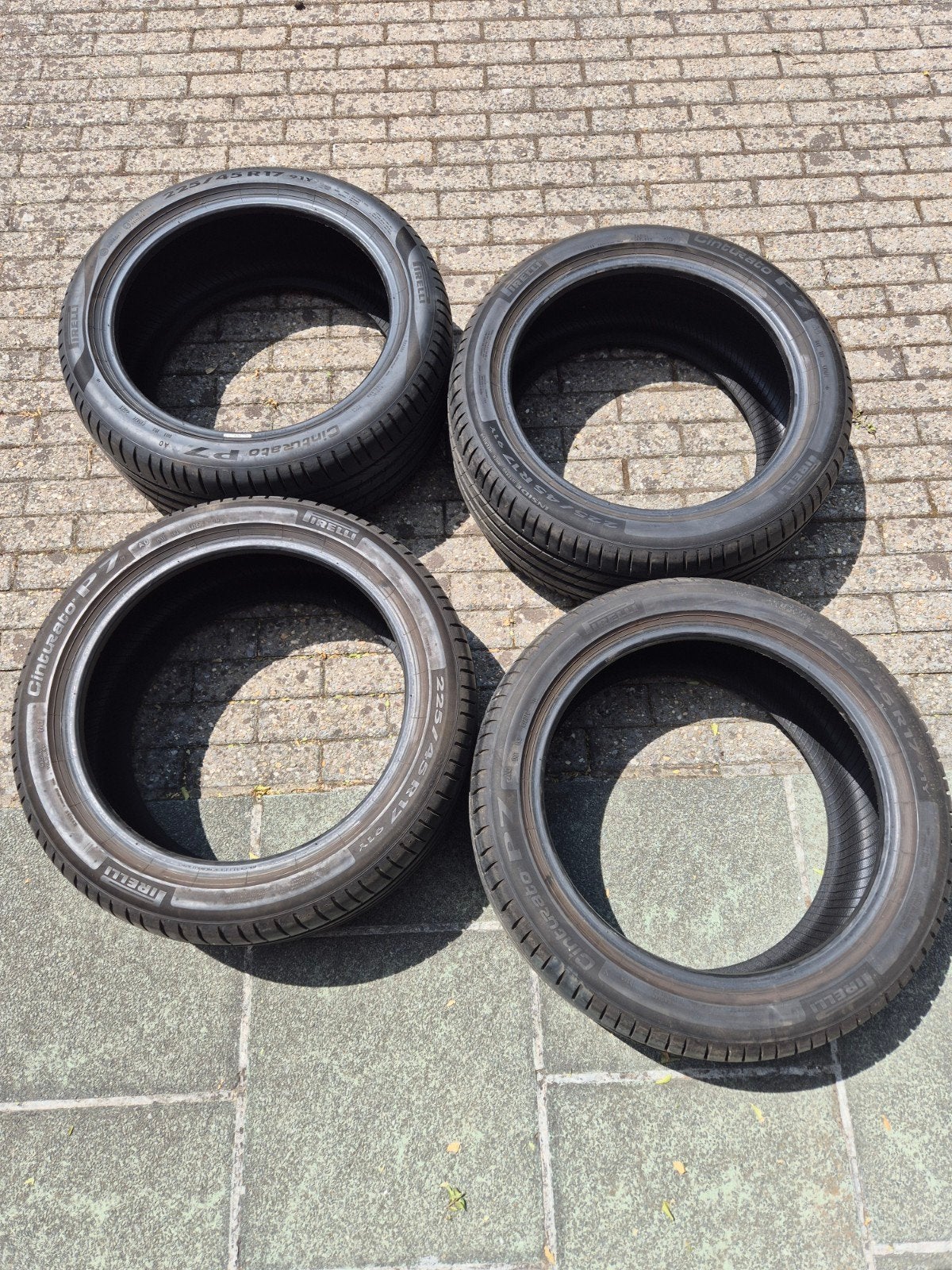 4 x Pirelli 225/45/17 91Y - 5 mm, Autos : Pièces & Accessoires, Pneus été, Véhicule utilitaire, Enlèvement, Utilisé