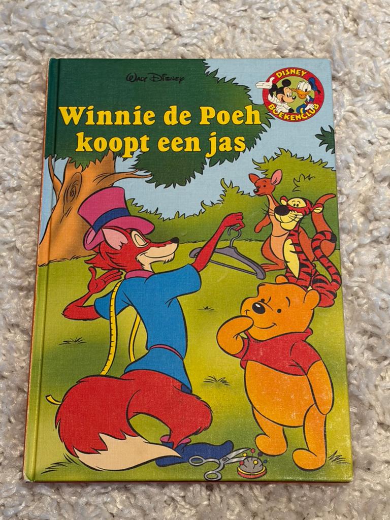 Disney boekenclub - Winnie de Poeh koopt een jas, Boeken, Ophalen of Verzenden, Gelezen, Jongen of Meisje, Fictie algemeen