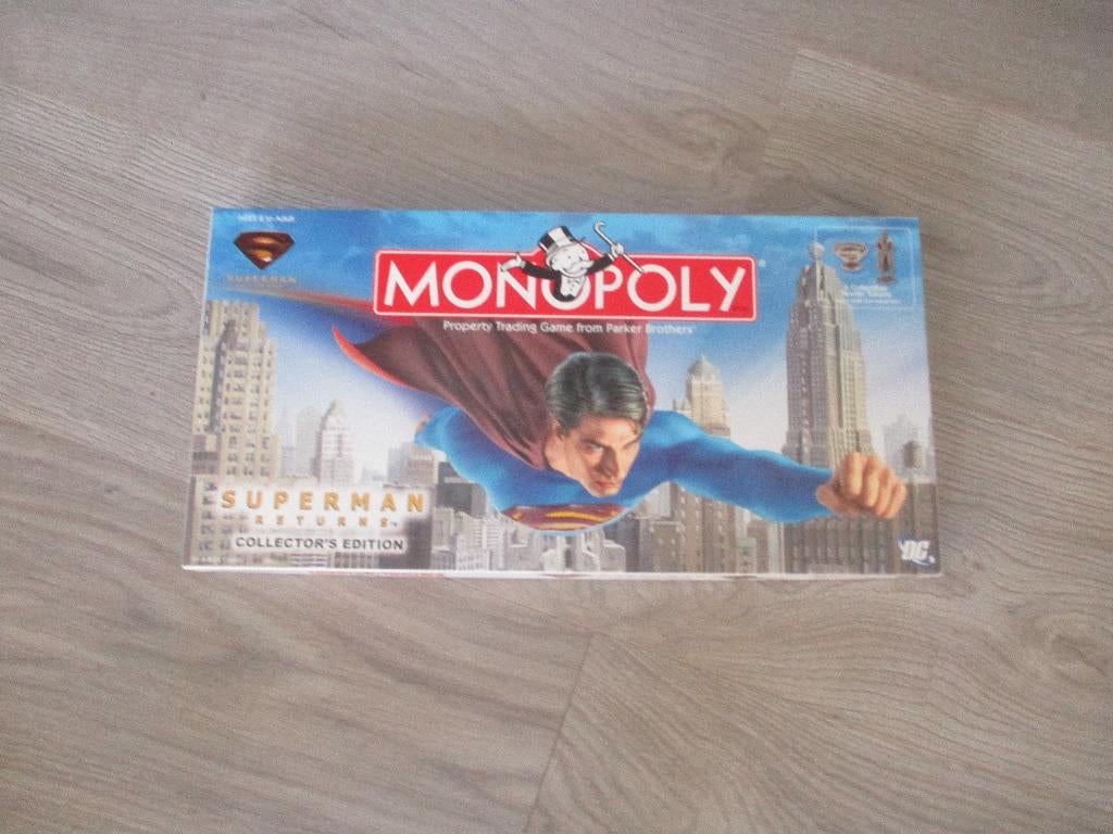 bordspel nieuw Monopoly Superman Returns Monopolie fraai, Vijf spelers of meer, Ophalen of Verzenden, Nieuw, Monopoly