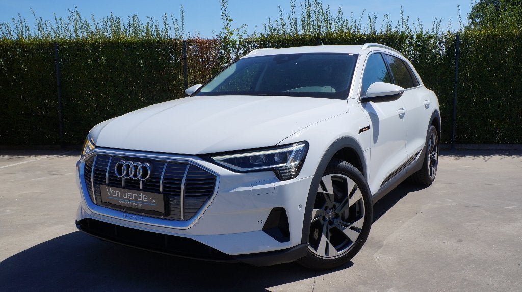 Audi e-tron 71kWh 50 Quattro Luchtvering Navi Camera Keyless, Auto's, Audi, Automaat, Dealer onderhouden, Wit, 5 zetels