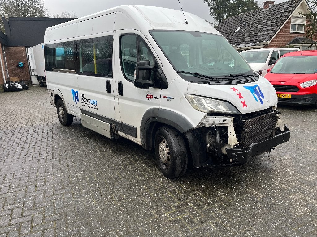FIAT DUCATO 2.3 MAXI 9 PERSOONS PLUS INVALIDE LIFT, Auto's, Voorwielaandrijving, Stof, 4 cilinders, 9 zetels
