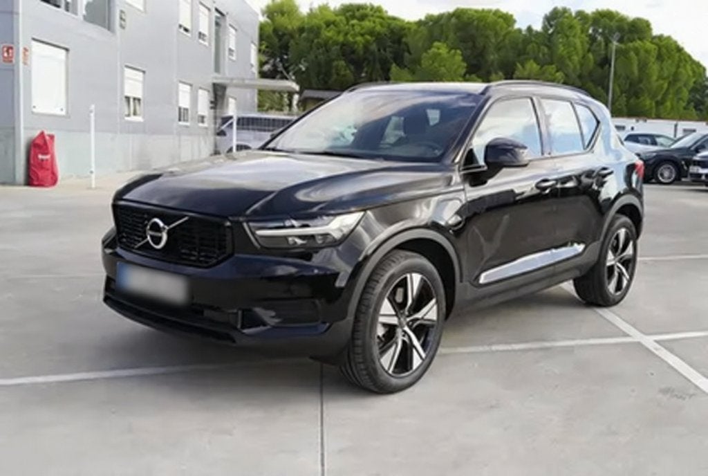 Volvo XC40 B4 HYBRID R-Design ASSIST, CAMERA, TREKHAAK, ..., Auto's, Automaat, Dealer onderhouden, 1969 cc, Zwart