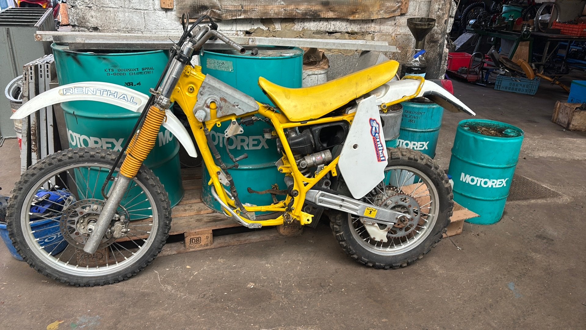 Suzuki dr 350 pour pièces, Ophalen, Zo goed als nieuw, Suzuki