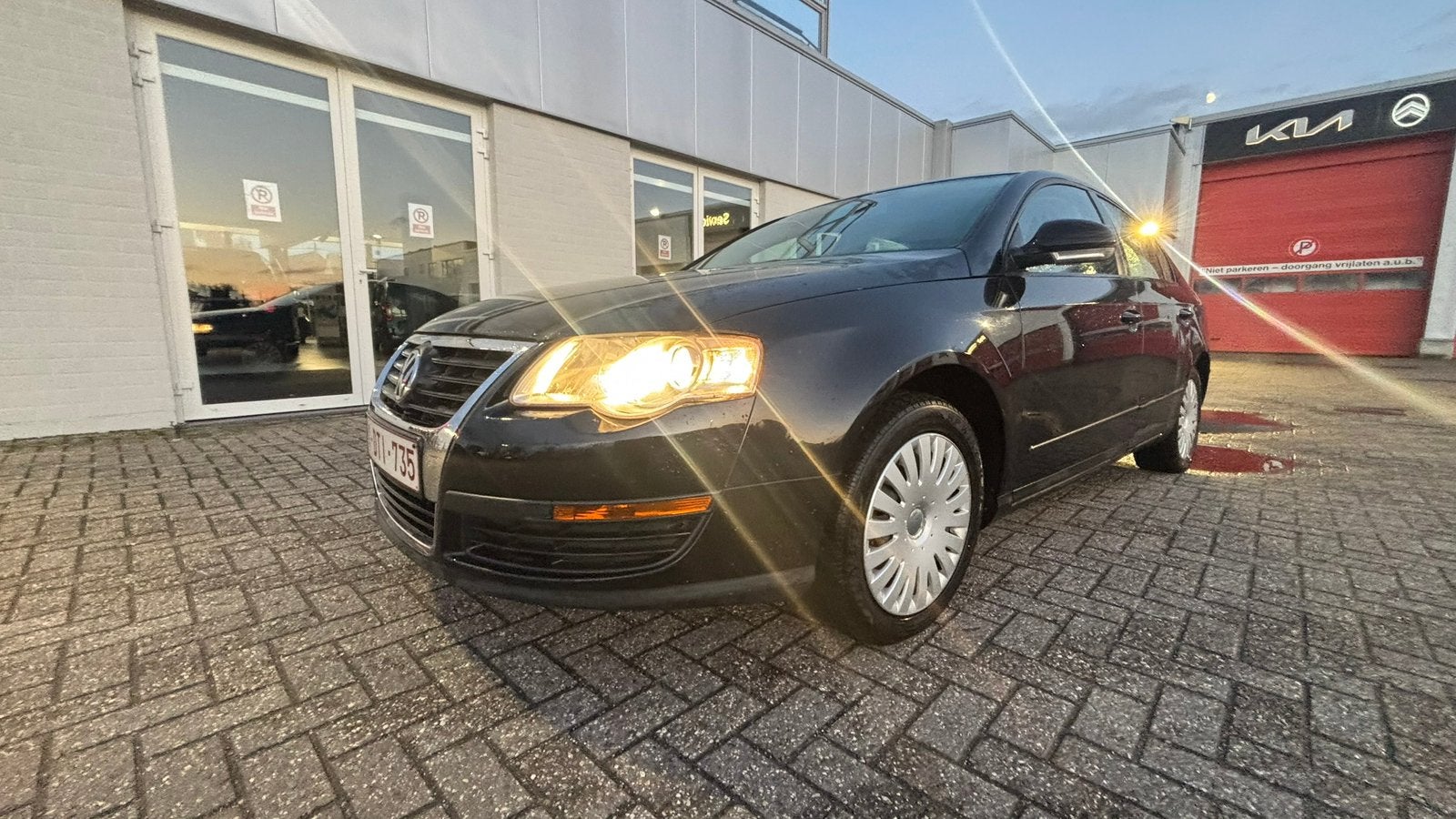 VW Passat 1600 essence, Autos, Achat, Noir, 5 portes, Berline