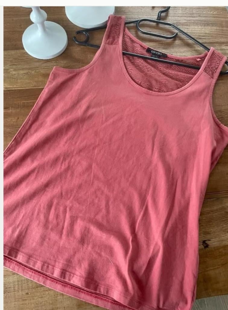 Topje Esmara maat L, Kleding | Dames, Maat 42/44 (L), Zo goed als nieuw, Zonder mouw, Rood