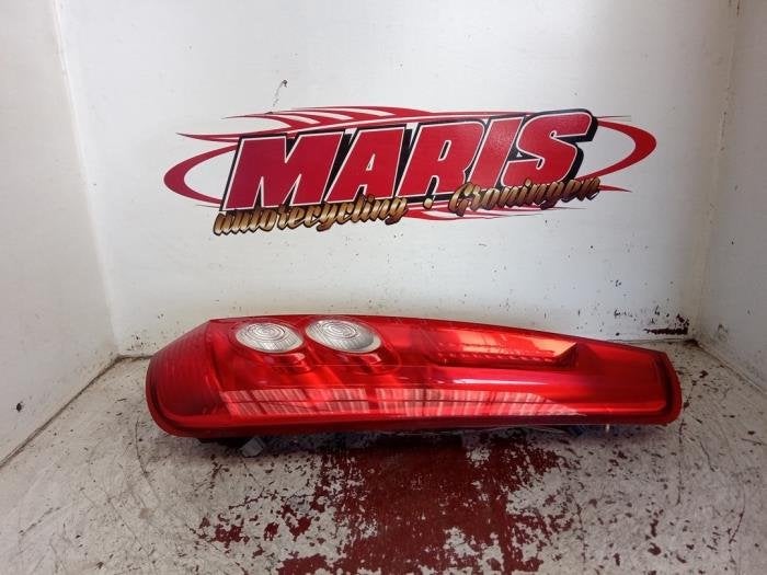 Feu arrière droit d'un Ford Fiesta, -, -, 3 mois de garantie, -