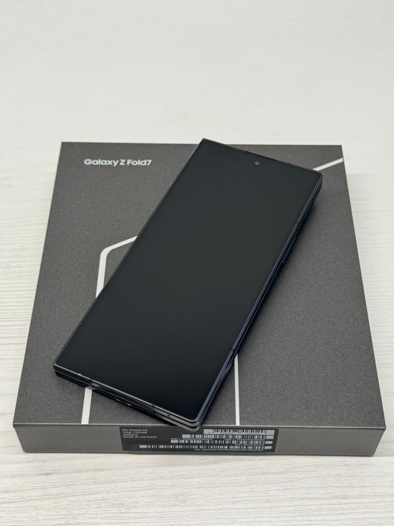 SAMSUNG Zfold 7, Télécoms, Téléphonie mobile | Samsung, Enlèvement, Comme neuf