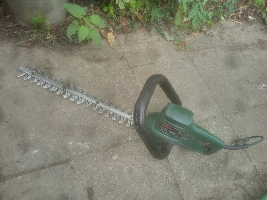 Taille haie Bosch, Enlèvement ou Envoi, Comme neuf, Électrique, BOSCH