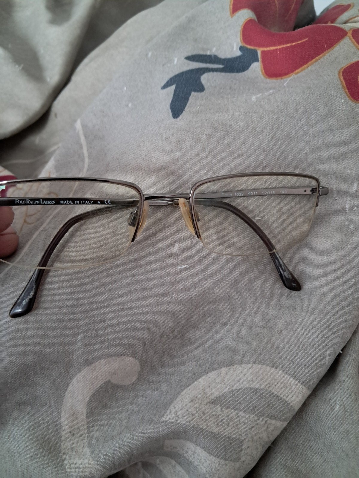 lunette Ralph lauren, Enlèvement
