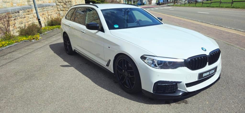 BMW 520D XDrive Touring M Performance, Auto's, Automaat, 1995 cc, 4 cilinders, Alcantara
