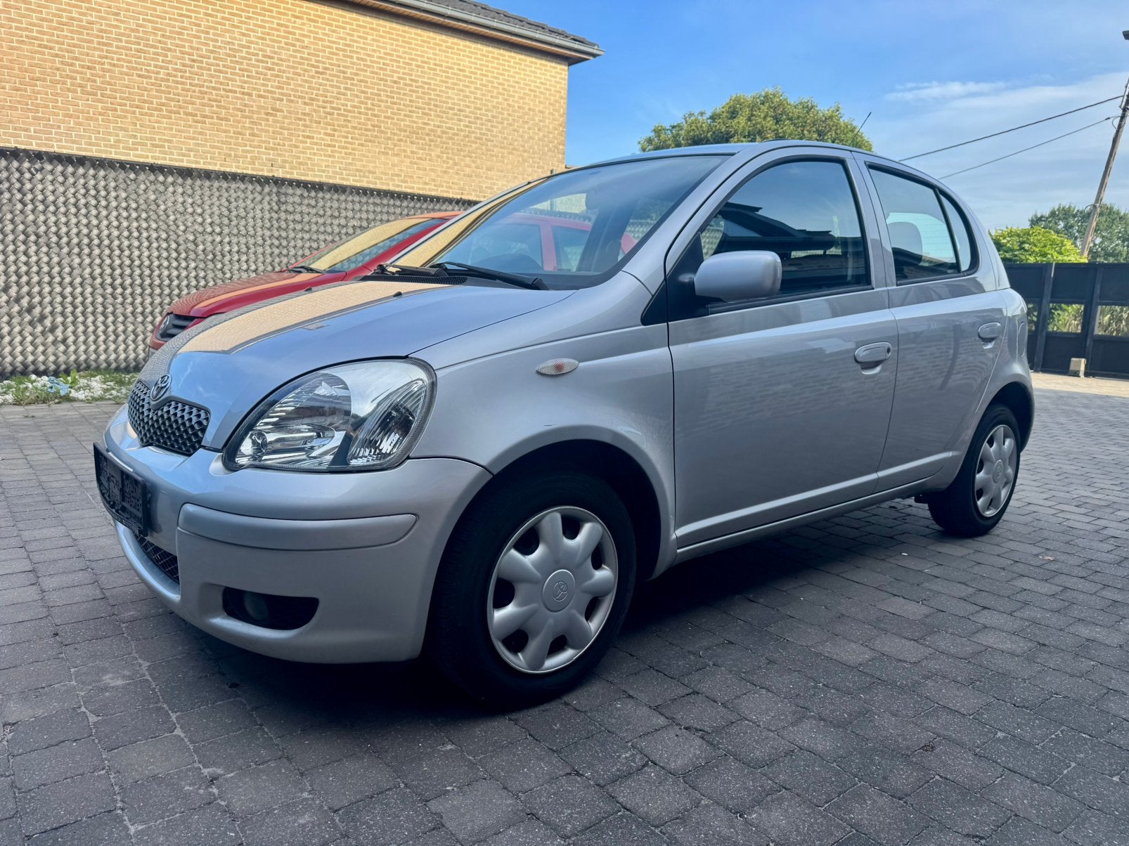 Toyota Yaris 1.0 klaar om te inschrijven/airco, Auto's, Toyota, Voorwielaandrijving, Stof, Zwart, 4 cilinders