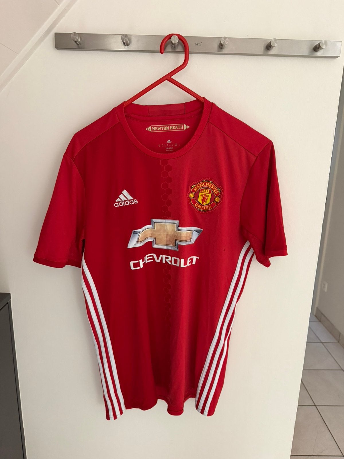 Manchester United 2016-17 Thuisshirt, Sports & Fitness, Football, Taille M, Enlèvement ou Envoi, Comme neuf, Maillot