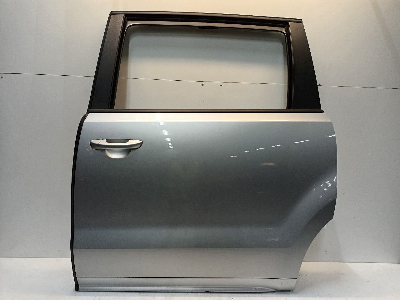 Portier links achter Seat Alhambra, Onderdelen@venauto.nl, Van der Ven Autorecycling B.V., Gebruikt, Ettenseweg 76, 4706 PB Roosendaal, The Netherlands