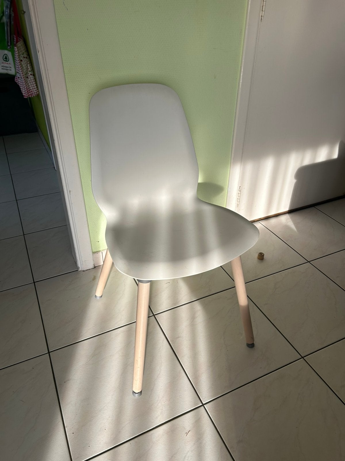6 ikea stoelen, Maison & Meubles, Chaises, Comme neuf, Synthétique, Enlèvement, Cinq, Six Chaises ou plus