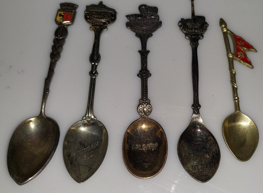 Vintage set 5 souvenirlepeltjes (o.a. Canada & Nepal), Ophalen of Verzenden