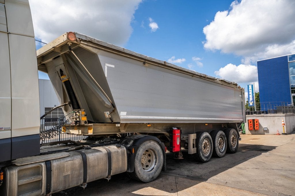 Benalu C39C17-ALU + BACHE - 30m3, Achat, Entreprise, Autres carburants, Remorques et Semi-remorques