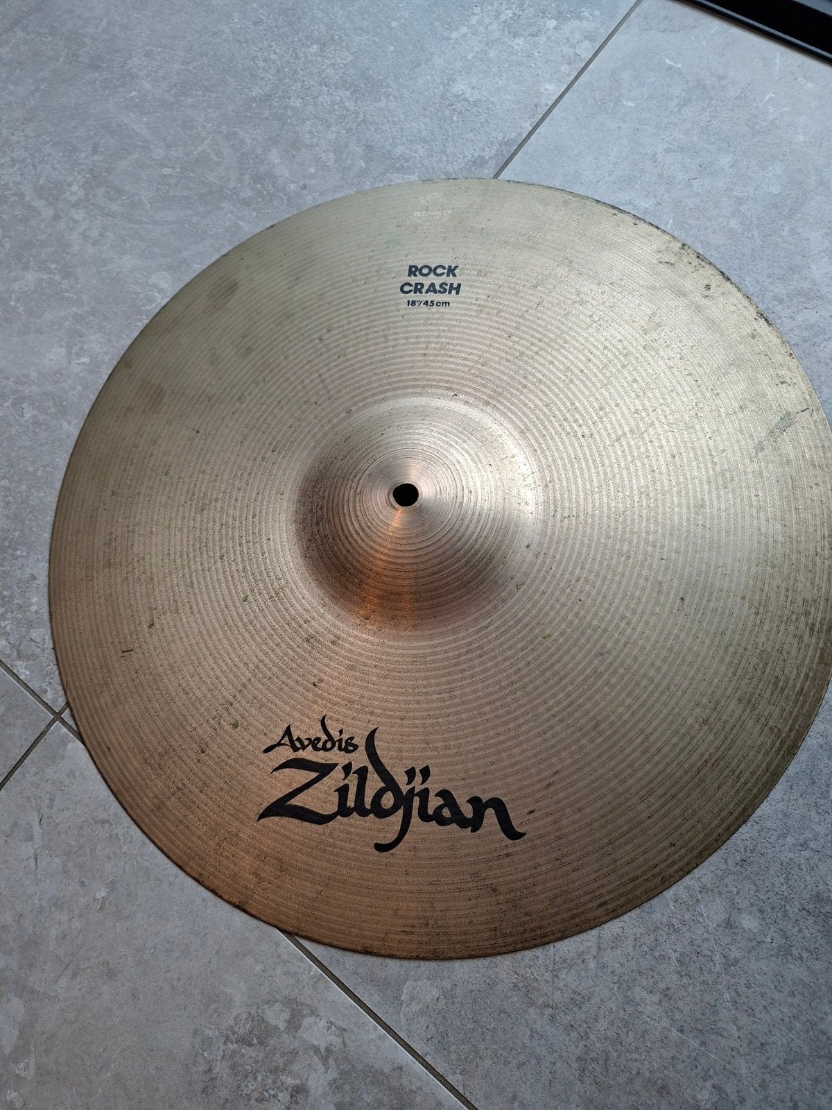 Zildjian 18' rock crash, Muziek en Instrumenten, Ophalen