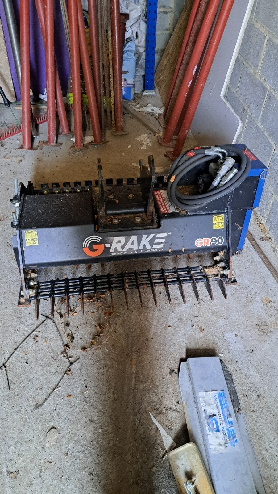 G-RAKE GR90 hydraulische grondvoorbereider, Doe-het-zelf en Bouw, Ophalen, Zo goed als nieuw