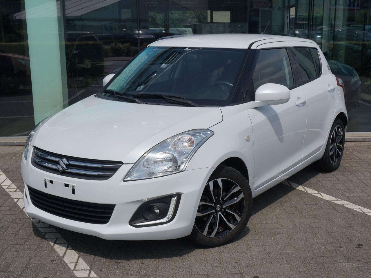 Suzuki Swift Swift 1.2i GL JnJoy *12M Garantie* (bj 2017), Auto's, Suzuki, Voorwielaandrijving, 116 g/km, Gebruikt, 4 cilinders
