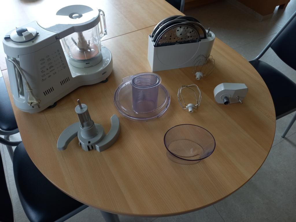 Keukenrobot onderdelen Braun type 3210., Ophalen
