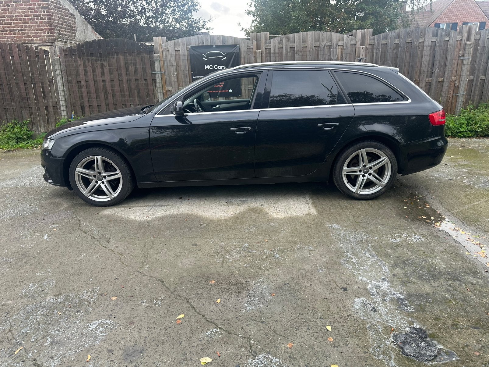 Audi a4 2.0 diesel automaat, Auto's, Euro 5, 1995 cc, A4, Zwart
