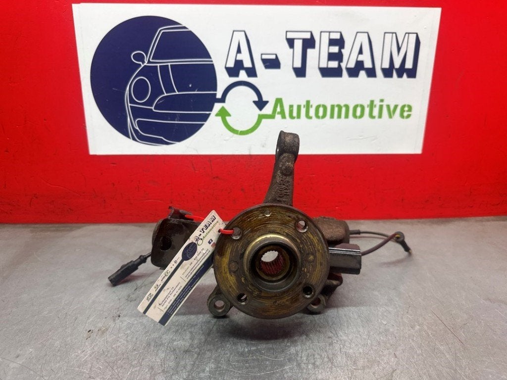 FUSEE AVANT DROITE Peugeot 108 (01-2014/-), Kontakt-peugeot@peugeot.com, Utilisé, Peugeot Deutschland GmbH, Bahnhofsplatz
65423  Rüsselsheim, DE