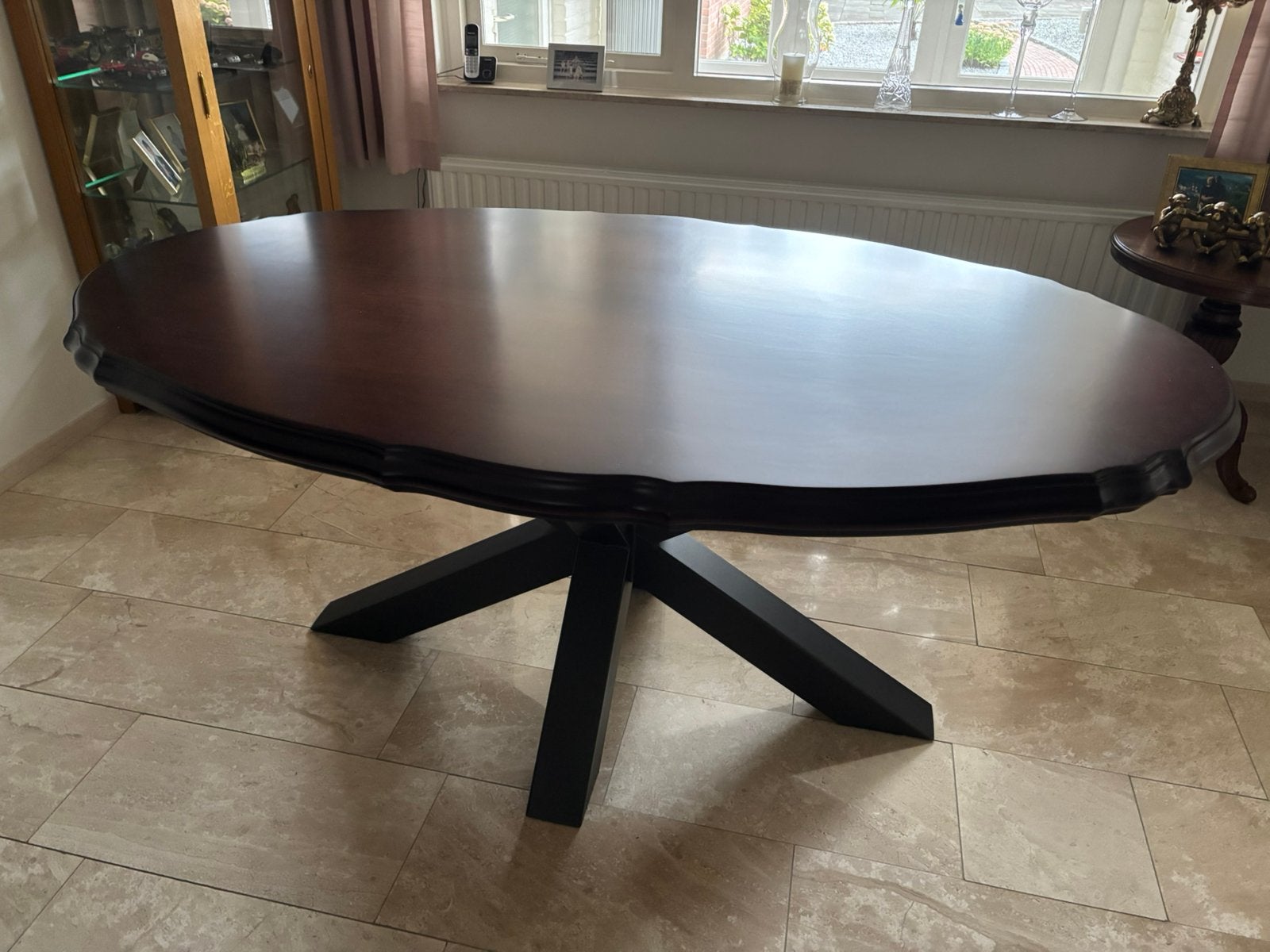 Mooie grote eet tafel, Huis en Inrichting, Tafels | Eettafels, Ophalen, Zo goed als nieuw