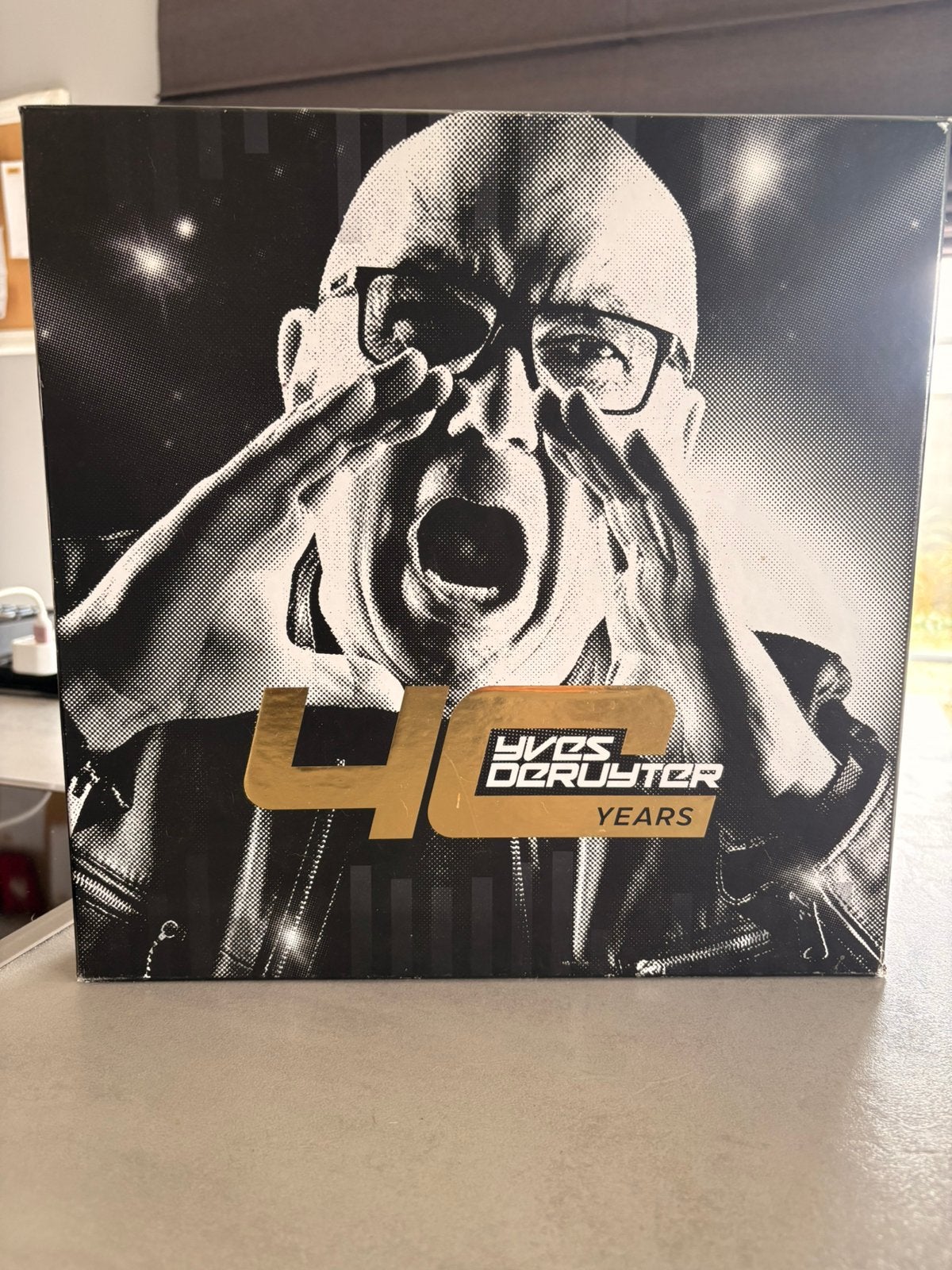 Coffret vinyles 40 ans Yves deruyter, CD & DVD, Vinyles | Hip-hop & Rap, Coffret, Enlèvement, Comme neuf, Coffret