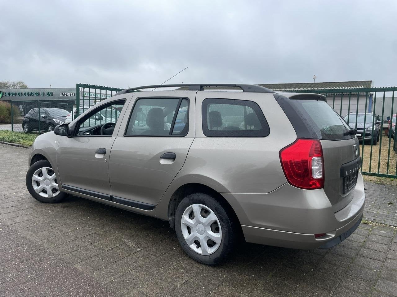 Dacia Logan MCV 0.9 Benzine | Euro 6b | 1 JAAR GARANTIE, Auto's, Voorwielaandrijving, 898 cc, Monovolume, Gebruikt