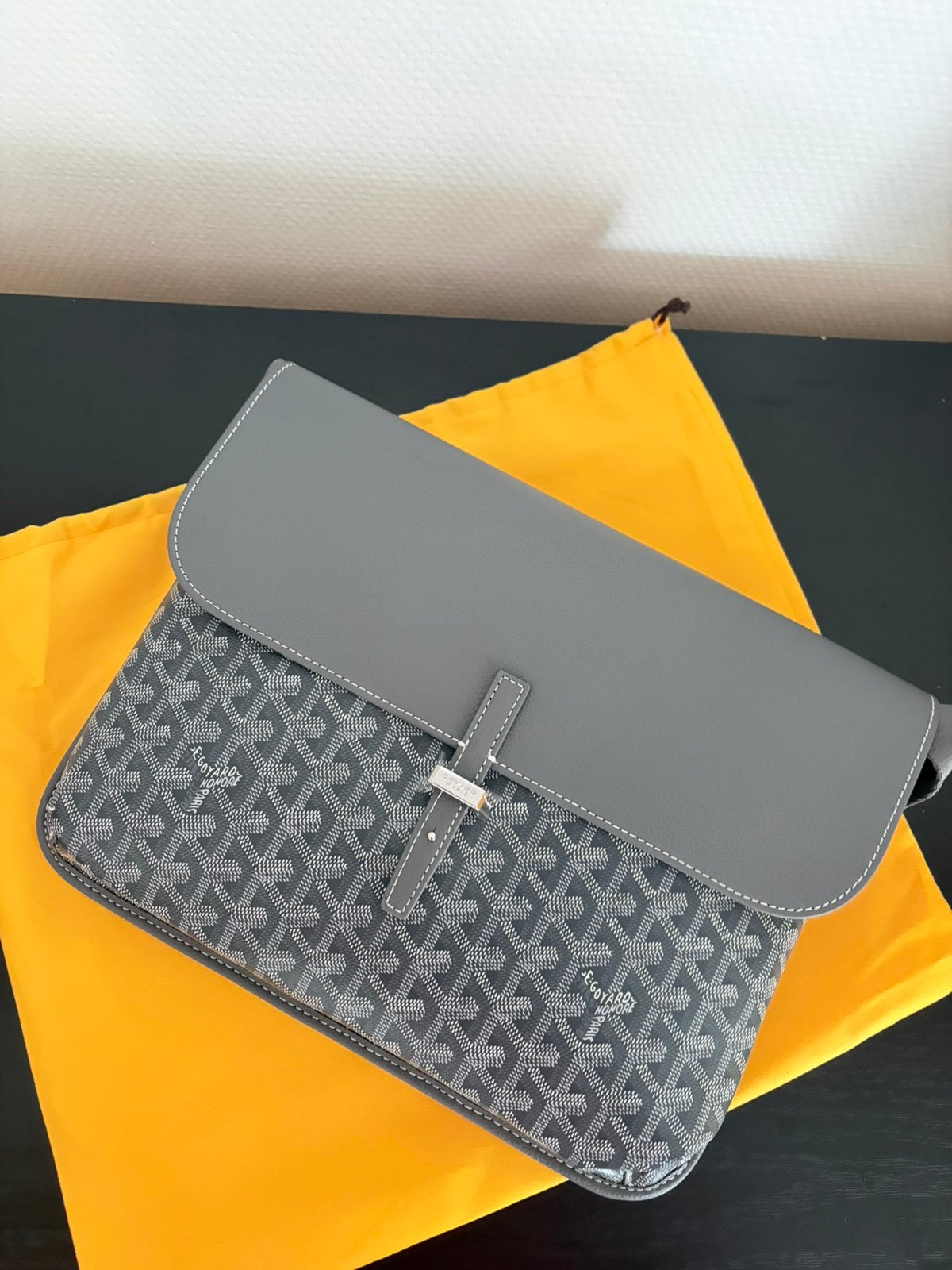 Goyard tas, Computers en Software, Ophalen of Verzenden, Zo goed als nieuw