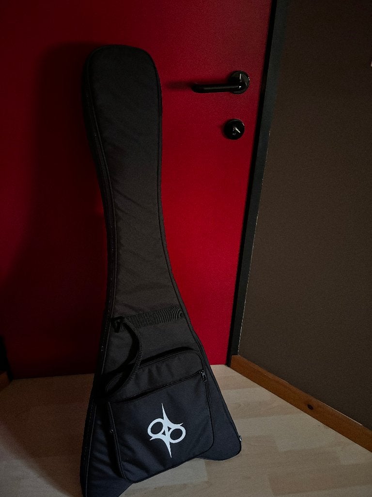 Solar V1.7 Evertune FBB, Musique & Instruments, Enlèvement, Utilisé, Solid body, Autres marques