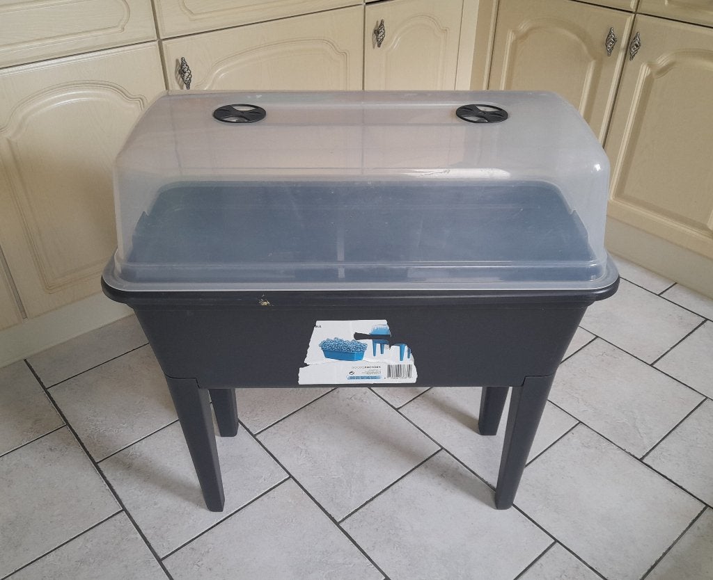 Serre sur pied avec couvercle etat impeccable, Tuin en Terras, Kweekspullen, Ophalen, Zo goed als nieuw, Kweekbak