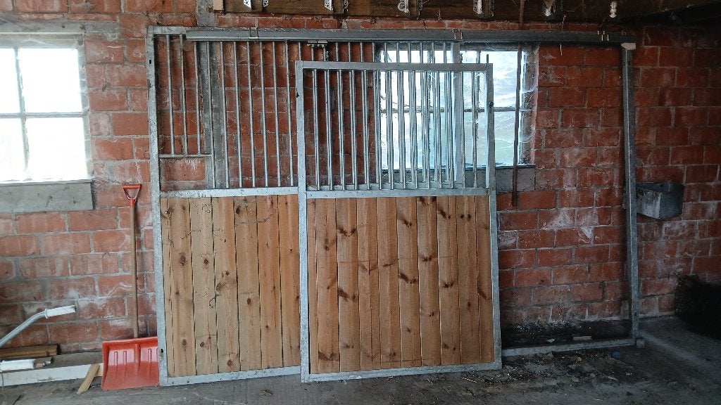 Staldeur, Mise à l'étable, 1 cheval ou poney